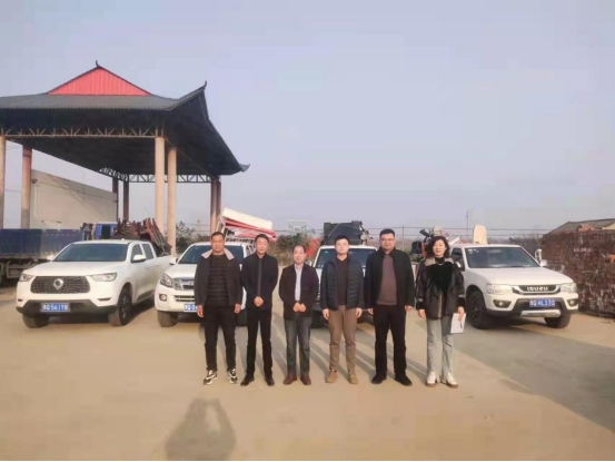 市產業(yè)集團向確山縣任店鎮(zhèn)捐贈辦公用品助力鄉(xiāng)村振興694.png