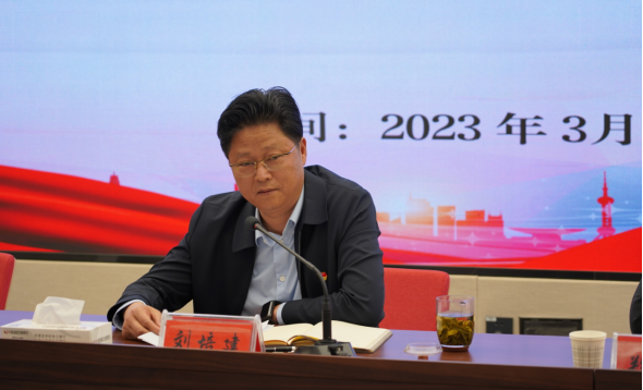 市產業(yè)集團召開黨員大會選舉直屬單位黨委、紀委639.png